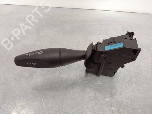 Used Headlight switch FORD FIESTA V (JH_, JD_) 1.4 TDCi (68 hp) 2252039