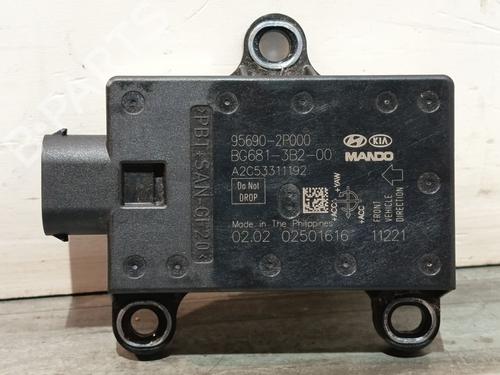 Used Electronic module HYUNDAI ix35 (LM, EL, ELH) [2009-2016]  32858416