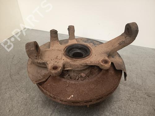 Used Right front steering knuckle MITSUBISHI PAJERO I (L04_G, L14_G) 2.5 TD (L044G, L049G) (95 hp) 27513342