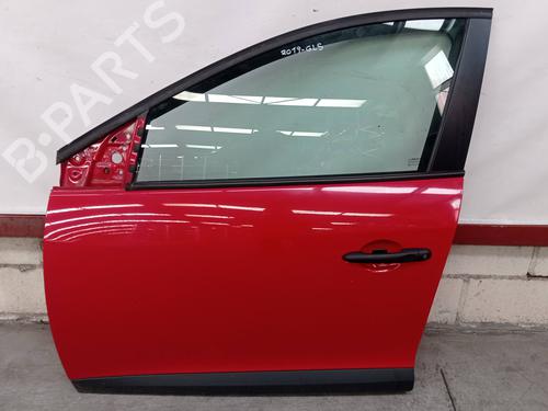 Used Left front door RENAULT MEGANE III Hatchback (BZ0/1_, B3_) 1.5 dCi (86 hp) 12925384