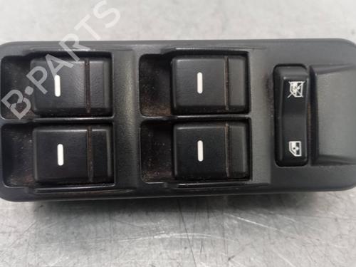 Used Left front window switch LAND ROVER DISCOVERY III (L319) 2.7 TD 4x4 (190 hp) 12423717