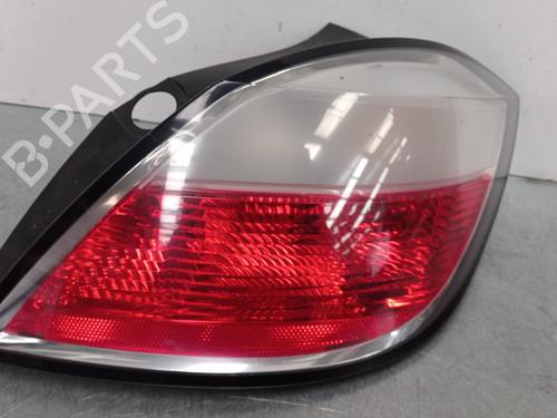 Højre baglygte OPEL ASTRA H (A04) 1.7 CDTI (L48) (100 hp) 10938178