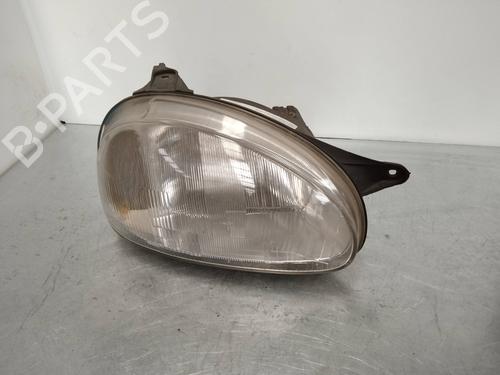Used Right headlight OPEL CORSA B (S93) 1.2 i 16V (F08, F68, M68) (65 hp) 2254318