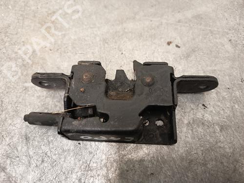 Used Hood lock RENAULT MEGANE III Hatchback (BZ0/1_, B3_) 1.5 dCi (BZ09, BZ0D, BZ1W, BZ29, BZ14) (110 hp) 28412797