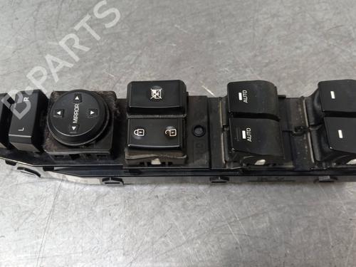 Comutador vidro frente esquerdo HYUNDAI IONIQ (AE) 1.6 GDI Hybrid (105 hp) 30644761