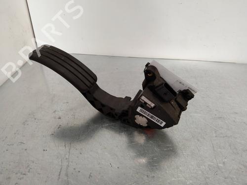 Used Pedal RENAULT MEGANE III Hatchback (BZ0/1_, B3_) 1.5 dCi (BZ09, BZ0D, BZ1W, BZ29, BZ14) (110 hp) 2258290