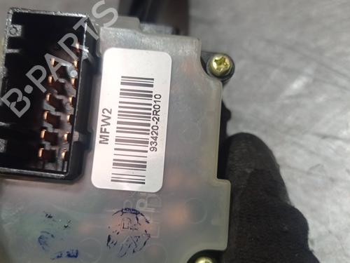 Steering column stalk HYUNDAI i30 Estate (FD) 1.6 CRDi | BP29300627I23 