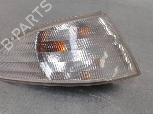 Right front indicator FORD MONDEO I (GBP) 1.8 i 16V (115 hp) 13909939