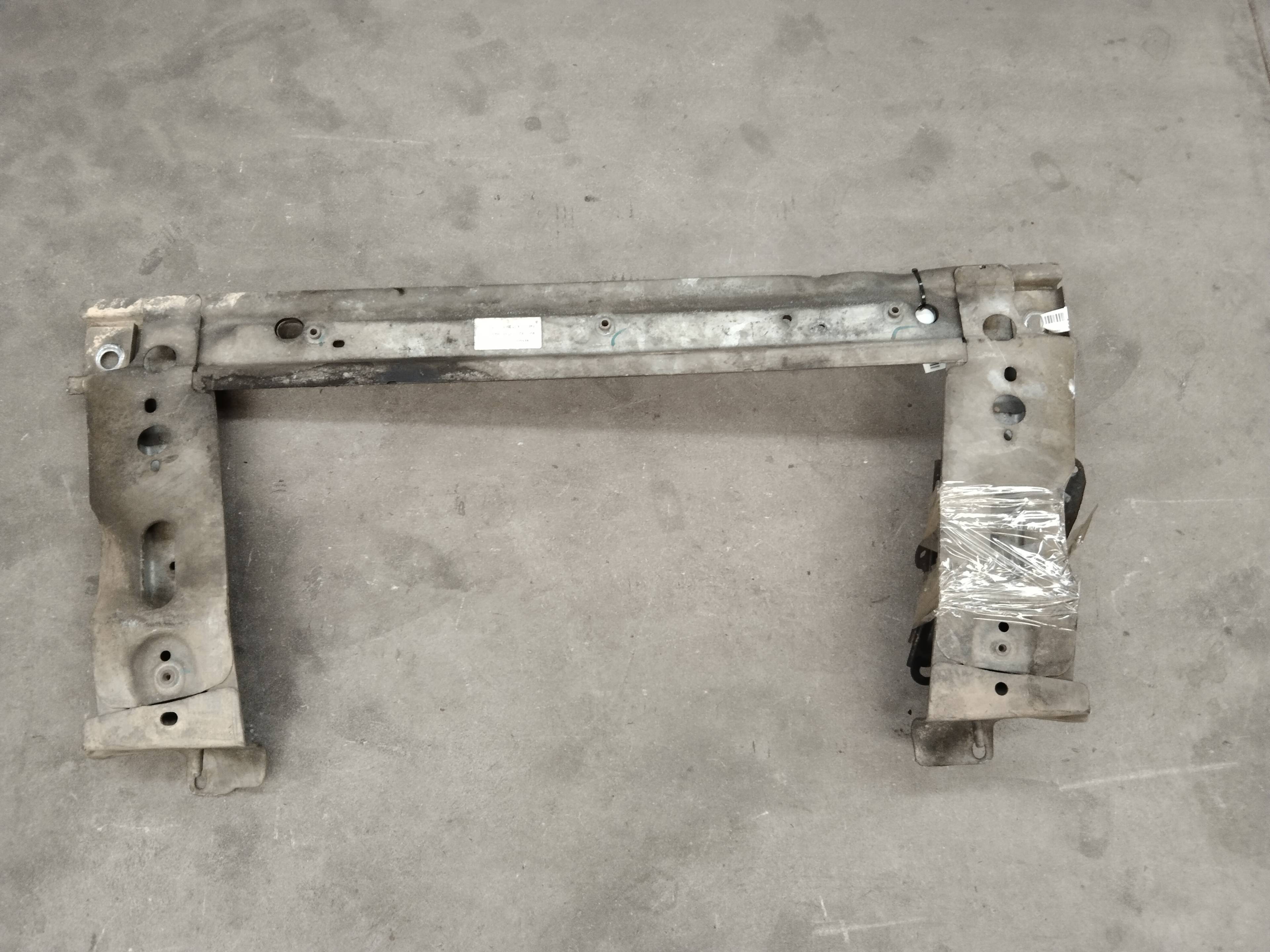 Subframe RENAULT SCÉNIC II (JM0/1_) 1.5 dCi (JM0F) 7898809 | B-Parts