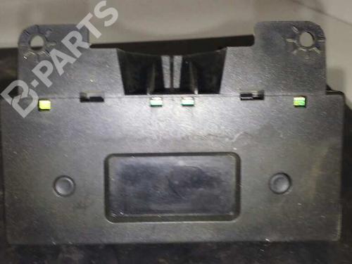 Used Display monitor PEUGEOT 206 Hatchback (2A/C) 1.4 i (75 hp) 2377662