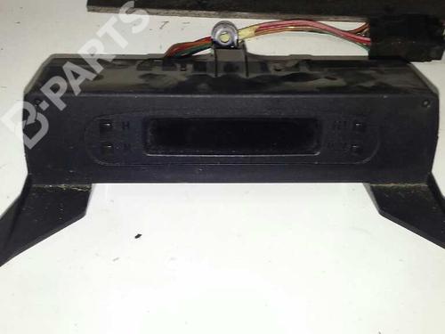 Used Display monitor SUZUKI IGNIS I (FH) 1.3 (HV51, HX51, RG413) (83 hp) 2381801