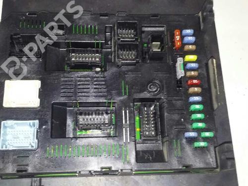 Used Fuse box CITROËN C4 Coupe (LA_) [2004-2013]  2386578