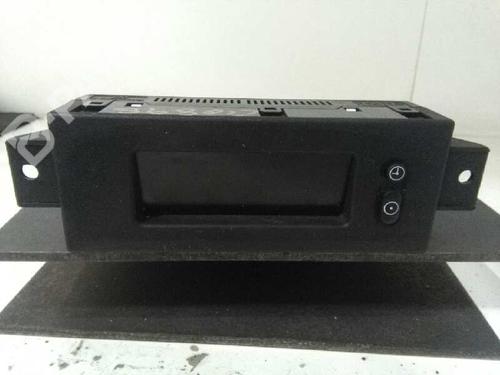 Used Display monitor OPEL CORSA C (X01) 1.7 CDTI (F08, F68) (100 hp) 2680318