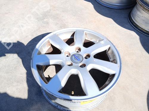 flk-volvo-v60-i-155-2010-2011-2012-2013-2014-2015-2016-2017-2018-32365436 main image