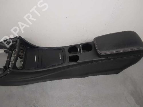 Armrest / Center console MERCEDES-BENZ GLA-CLASS (X156)  | BP7162404I20 