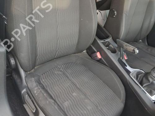 Sedile anteriore destro PEUGEOT 308 II (LB_, LP_, LW_, LH_, L3_) 1.6 HDi (92 hp) 31352689
