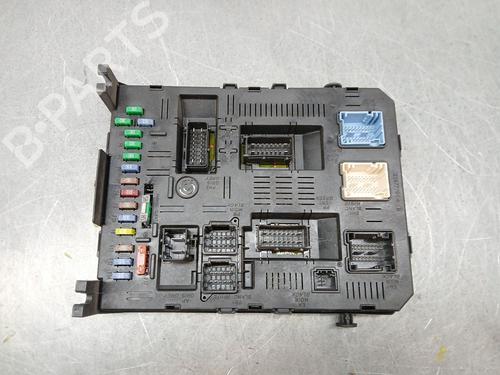 fuse-box-peugeot-307-3ac-2000-2001-2002-2003-2004-2005-2006-2007-2008-2009-2010-2011-2012-30744437 main image
