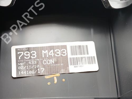 Armlæn TOYOTA AURIS (_E15_) 1.8 Hybrid (ZWE150_, ZWE150R) | BP32342924I20 