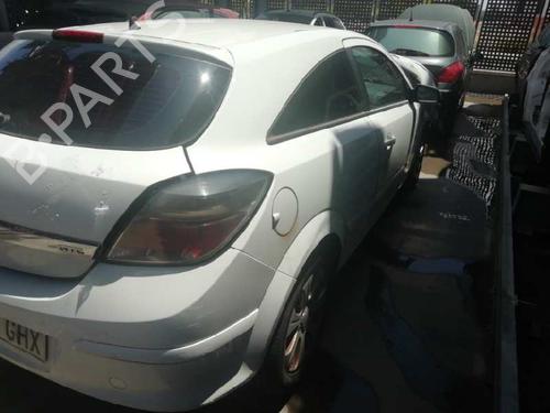 Engine control unit (ECU) OPEL ASTRA H GTC (A04)  | BP19133768M57 