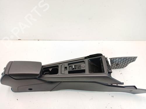 Apoyobrazos central CUPRA FORMENTOR (KM7, KMP) 1.4 e-Hybrid (150 hp) 31184811