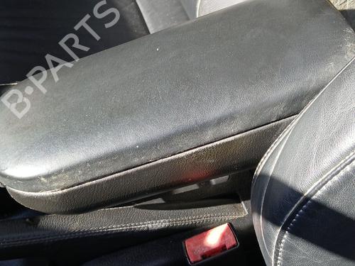 Bracciolo centrale VW GOLF IV (1J1) 1.9 TDI (101 hp) 32189042