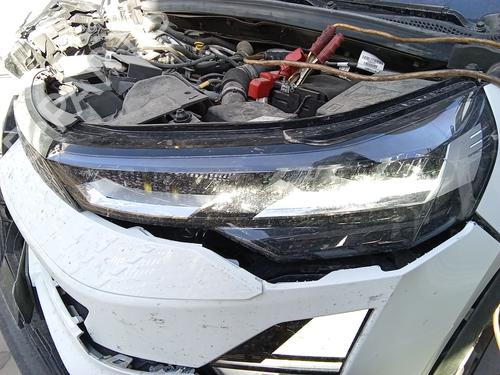 left-headlight-renault-captur-ii-hf_-2020-39528935 main image