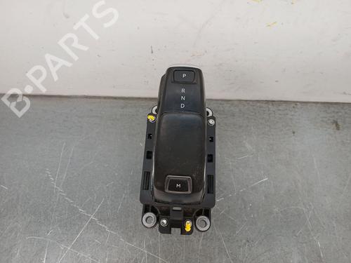 Used Gear lever PEUGEOT 3008 II SUV (MC_, MR_, MJ_, M4_) 1.5 BlueHDi 130 (131 hp) 25338060