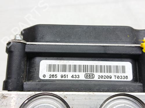 ABS pump PEUGEOT 3008 I MPV (0U_) 1.6 HDi | BP30539476M43 