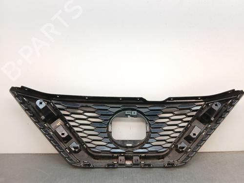 Grille NISSAN QASHQAI II (J11, J11_) 1.3 DIG-T | BP29248164C40 