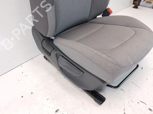 Right front seat KIA EV3 | BP35948732C16 - Image 5