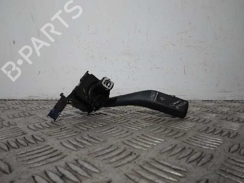 Used Steering column stalk SEAT LEON (1P1) [2005-2013]  15489603