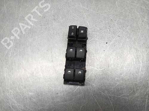 Used Left front window switch HYUNDAI KONA (OS, OSE, OSI) [2017-2023]  30612737