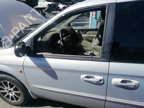 Left front door CHRYSLER VOYAGER IV (RG, RS) 3.3 | BP17090881C2 