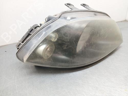 Right headlight SEAT IBIZA III (6L1) 1.4 16V | BP30642464C29