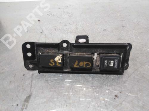 Used Switch NISSAN NOTE (E12) 1.5 dCi (90 hp) 6030382
