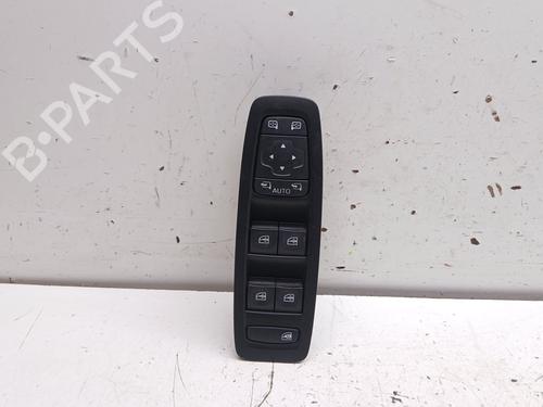 left-front-window-switch-renault-megane-iv-hatchback-b9amn_-2015-34699762 main image