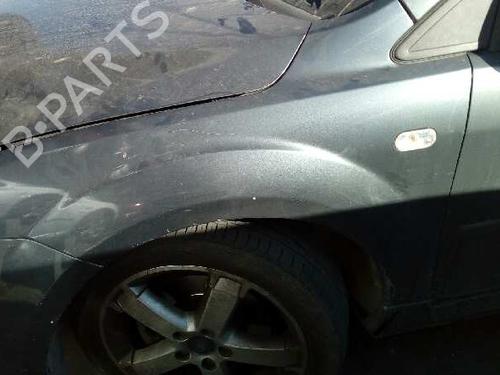 Faro izquierdo FORD FOCUS II (DA_, HCP, DP) 2.0 TDCi | BP2672468C28 