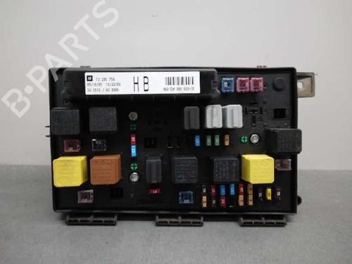 Used Fuse box OPEL ASTRA H GTC (A04) [2005-2010]  16585133