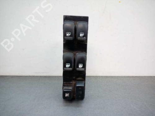 Used Left front window switch HYUNDAI TUCSON (JM) [2004-2019]  17001922