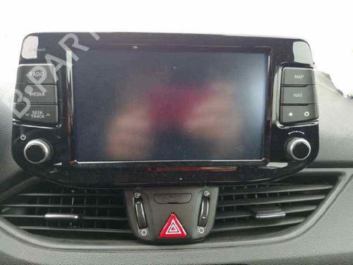 Used Radio HYUNDAI i30 (PDE, PD, PDEN) 1.4 T-GDI (140 hp) 15767775