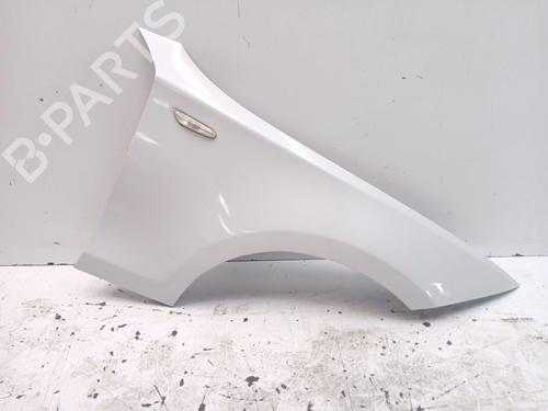 right-front-fenders-bmw-1-e87-2003-2004-2005-2006-2007-2008-2009-2010-2011-2012-2013-39802557 main image