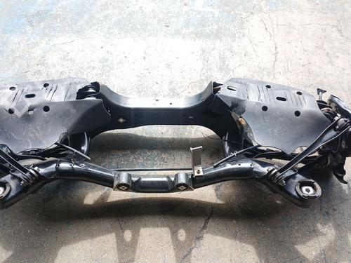 Essieu arrière BMW 1 (F21) 118 d (150 hp) 32299249