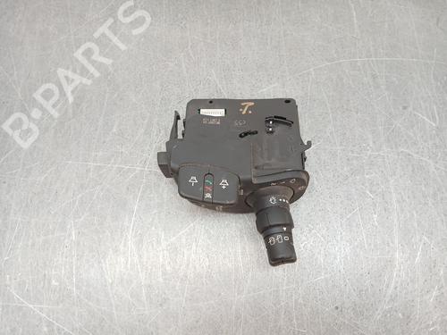 Used Steering column stalk RENAULT CLIO III (BR0/1, CR0/1) 1.5 dCi (BR17, CR17) (86 hp) 28276344