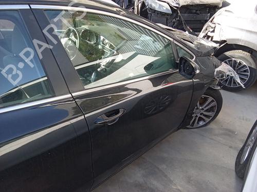 right-front-door-kia-ceed-sportswagon-jd-2012-2013-2014-2015-2016-2017-2018-38957860 main image