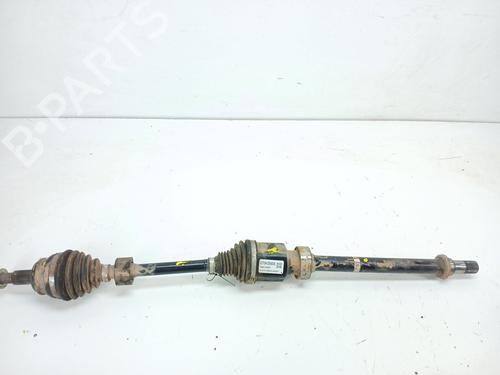 Używane Półoś przednia prawa MAZDA CX-30 (DM) SKYACTIV-G M Hybrid (122 hp) 32065616