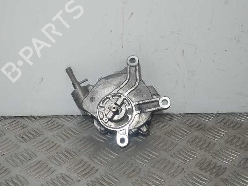 Used Vacuum pump TOYOTA AURIS (_E15_) [2006-2012]  15044035