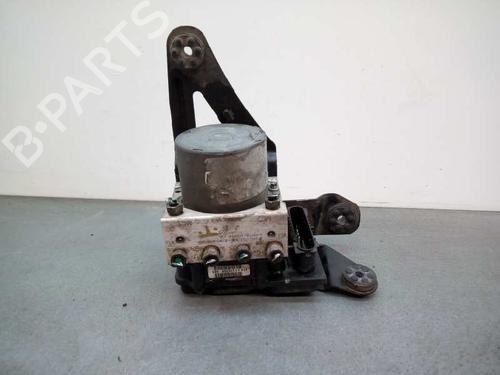 Used ABS pump RENAULT SCÉNIC II (JM0/1_) 1.5 dCi (JM0F) (82 hp) 18170178