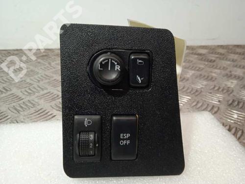 Used Mirror switch NISSAN QASHQAI / QASHQAI +2 I (J10, NJ10, JJ10E) 2.0 dCi All-wheel Drive (150 hp) 11852123