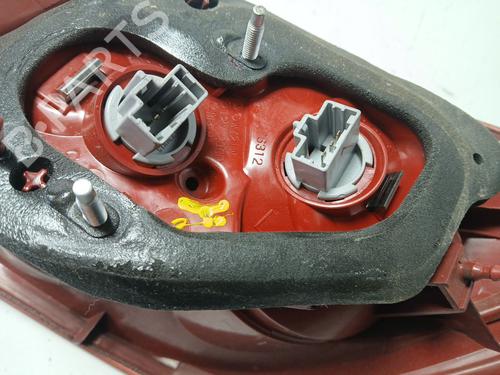 Venstre baglygte MAZDA 3 Saloon (BK) 1.6 DI Turbo (BK12Y) | BP31065547C34 