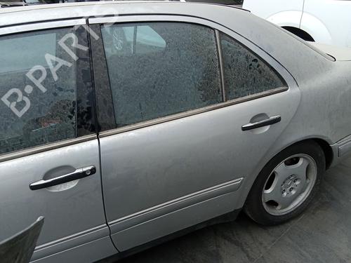 Used Left rear door Left rear door 37609224 37609224